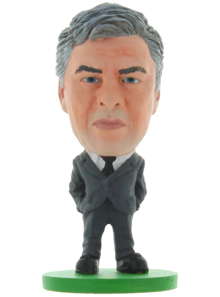 Soccerstarz - Real Madrid Carlo Ancelotti - Suit /Figures