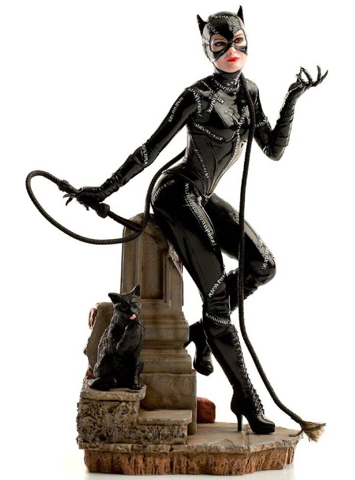 Iron Studios Batman Returns - Catwoman Art Scale Statue