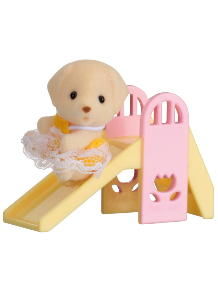 Figurina Sylvanian Families Baby Carry Case (Dog On Slide) (5204)