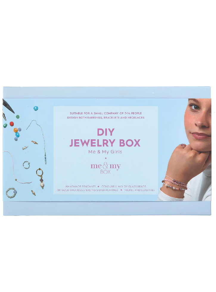 Me & My Box - Me & My Girls Box no.11